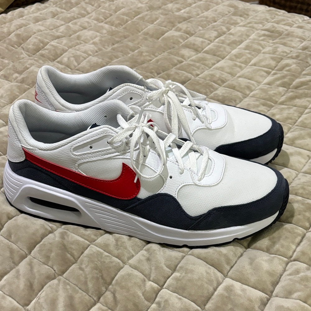 Nike Air Men's White and Red Athletic Sneakers